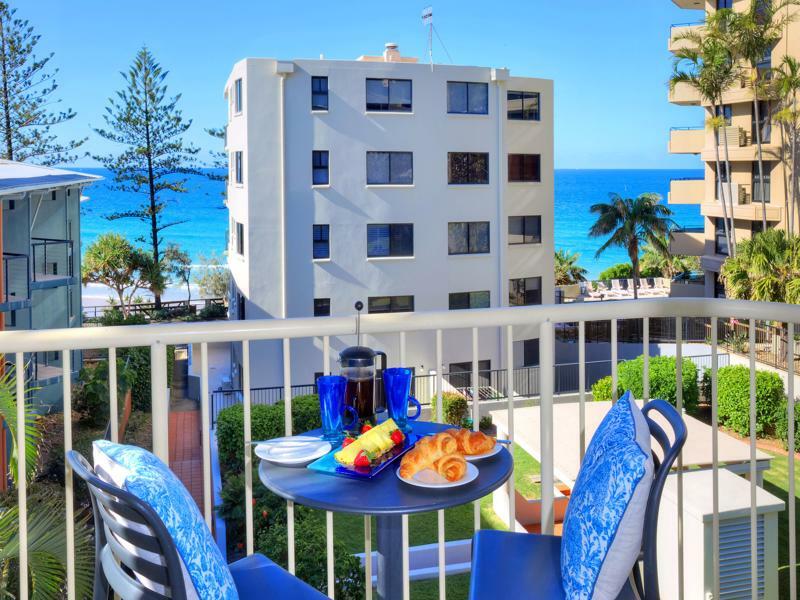 Surf Dance Apartments Coolum Beach Exterior photo